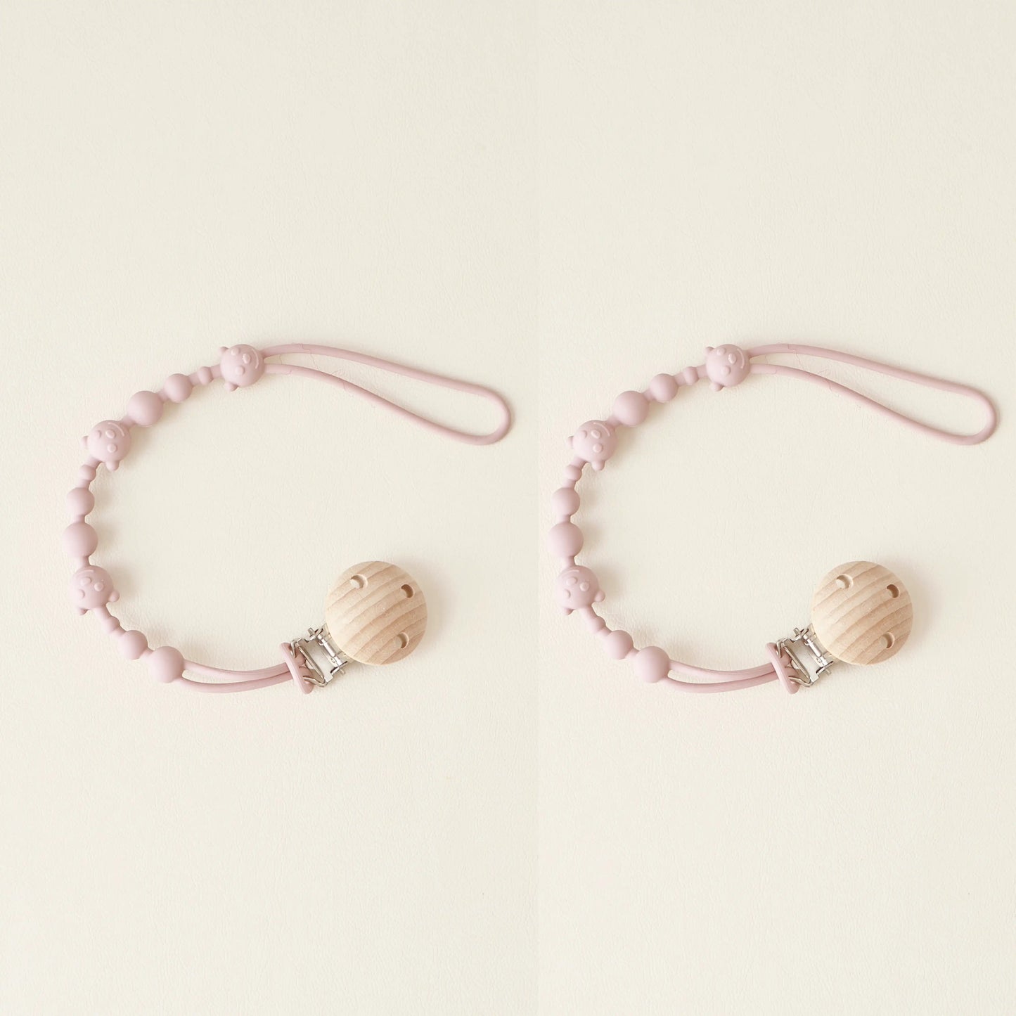Attache tetine-lot de deux attaches