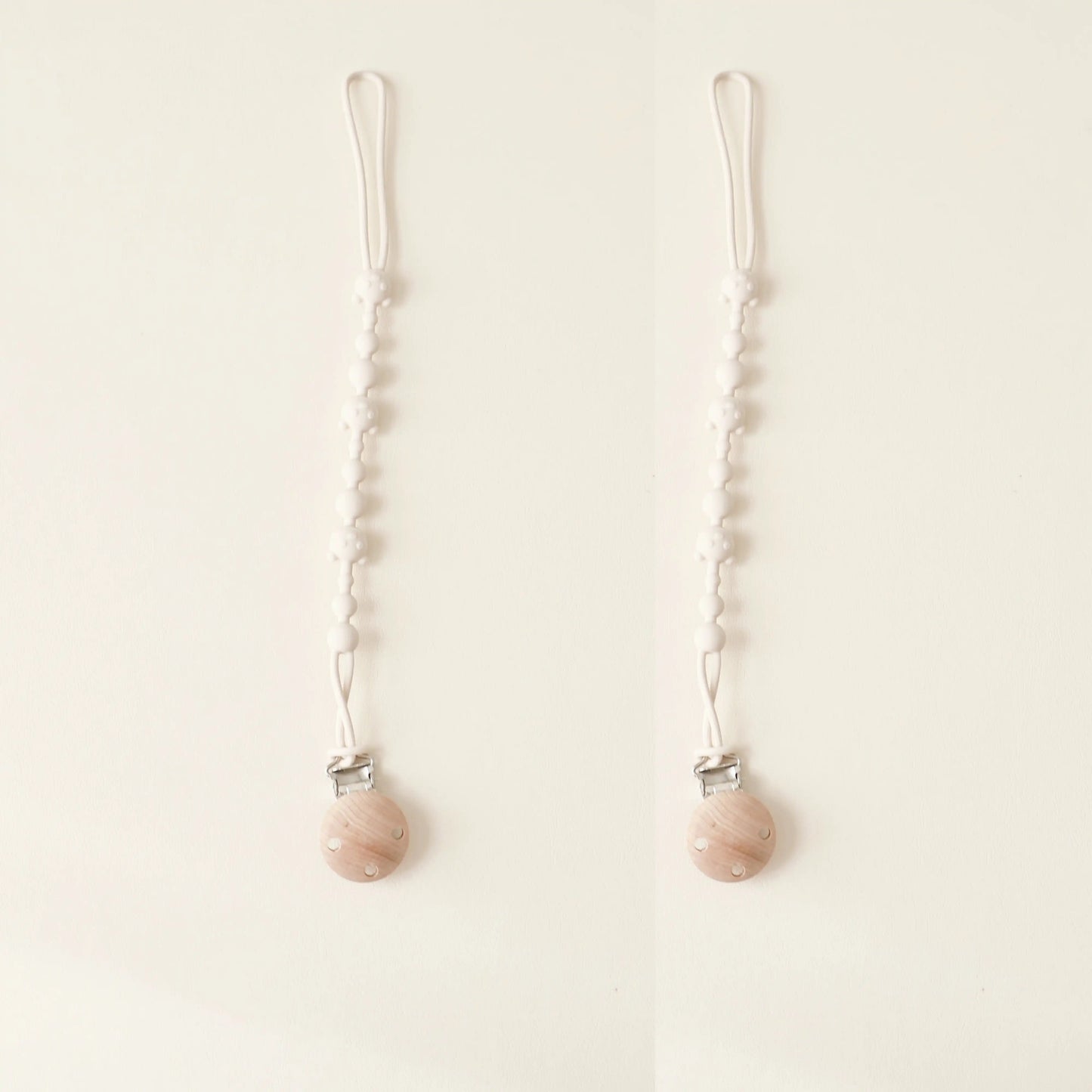 Attache tetine-lot de deux attaches