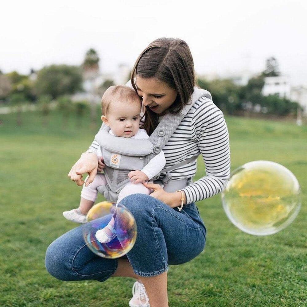 Porte Bébé - BreathBabyBag™ - Gris - Vie Bébé